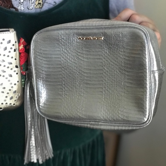 Victoria Secret Cosmetic Bags Bundle - Picture 3 of 8